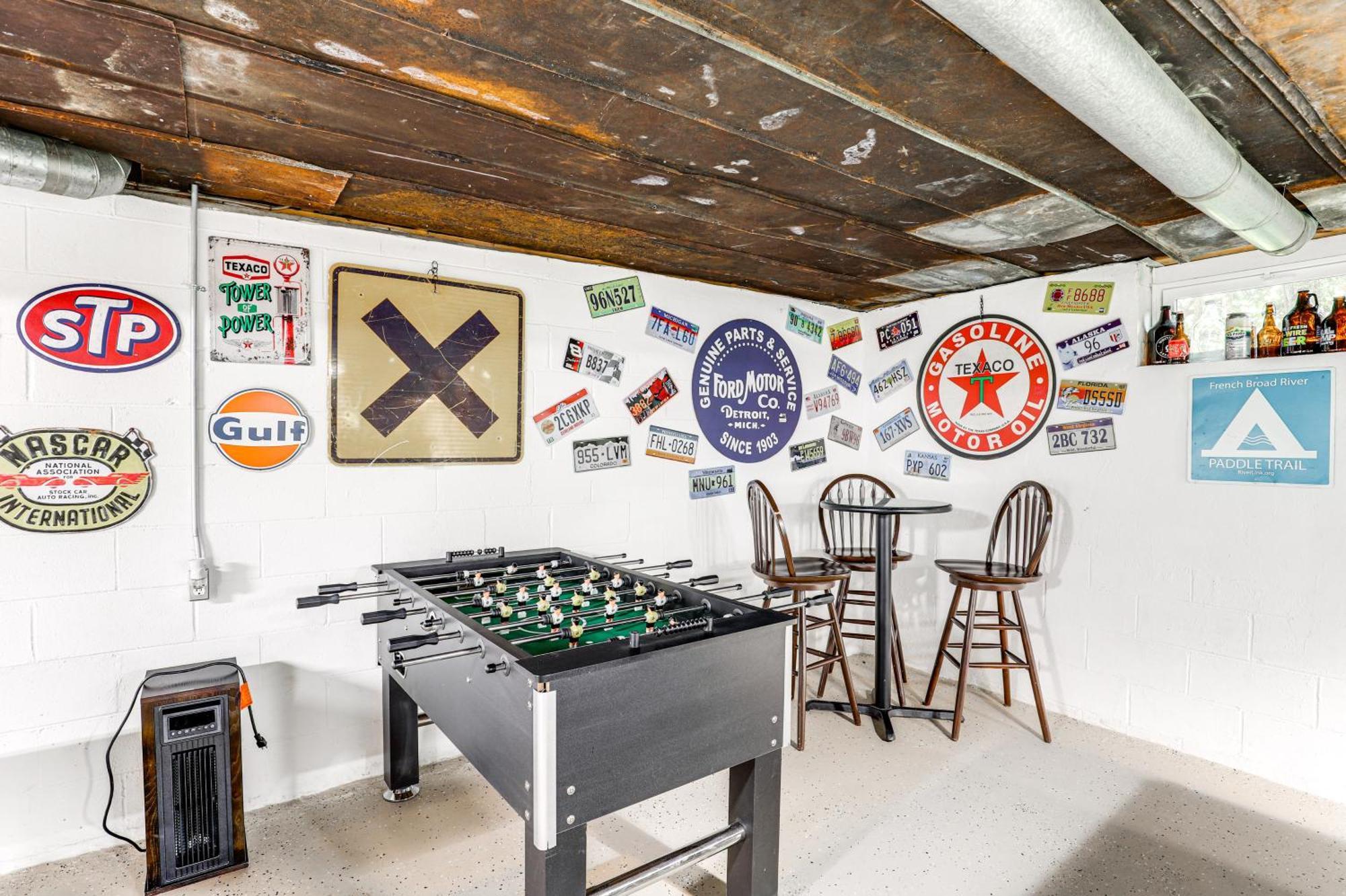 Updated Marshall Home With Fire Pit And Game Room! Exteriér fotografie