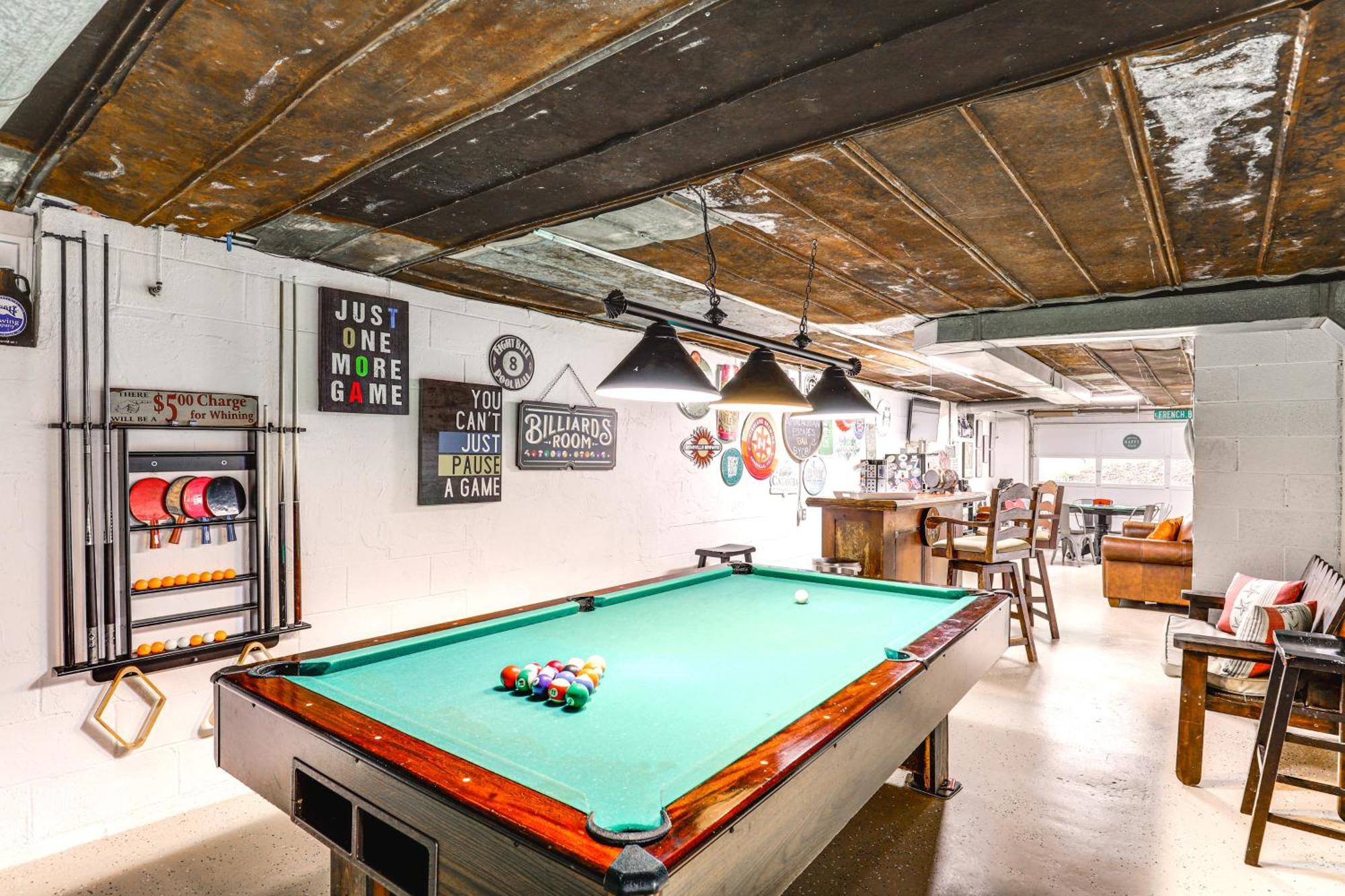 Updated Marshall Home With Fire Pit And Game Room! Exteriér fotografie